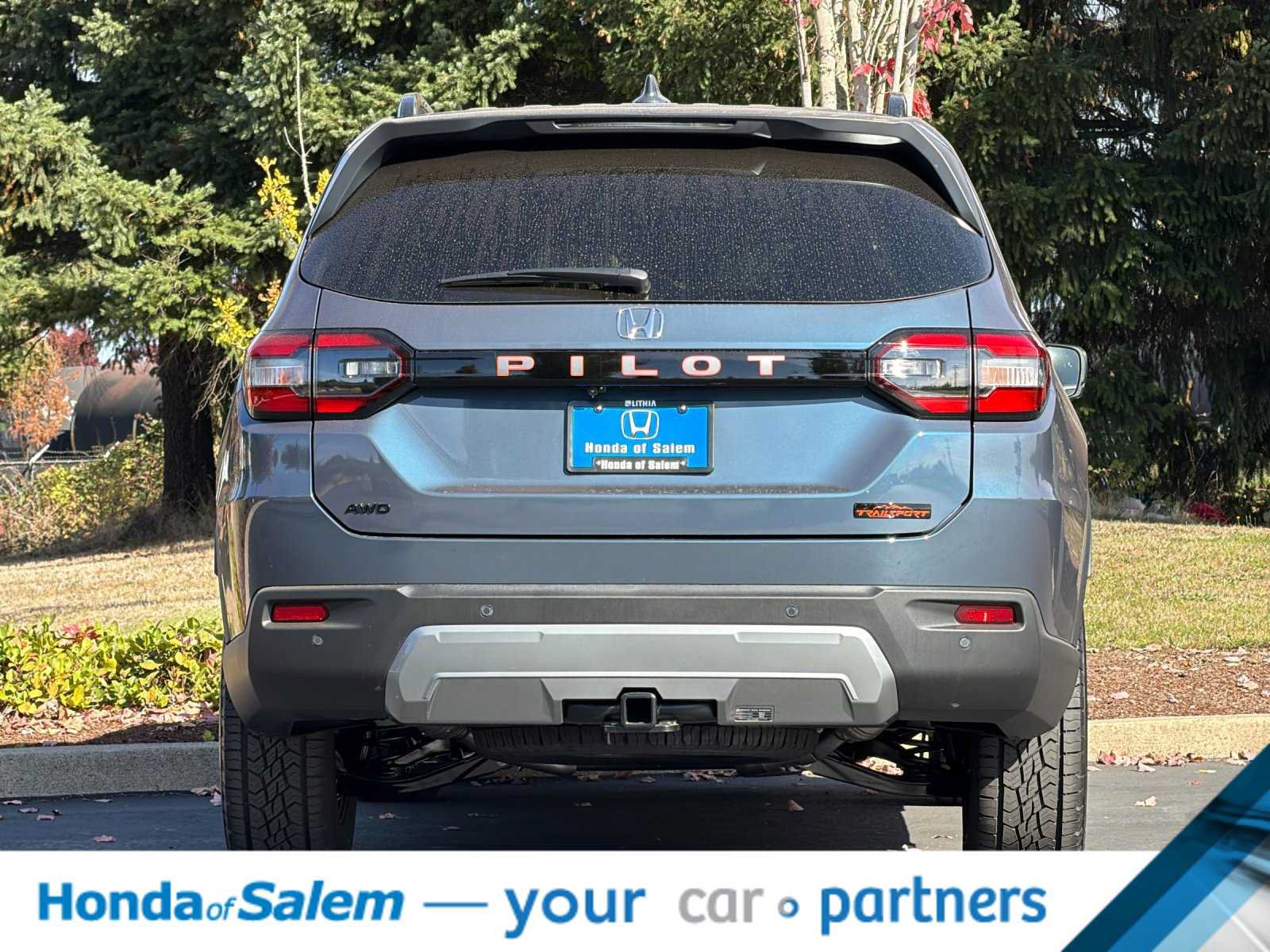 New 2026 Honda Pilot TrailSport image 7
