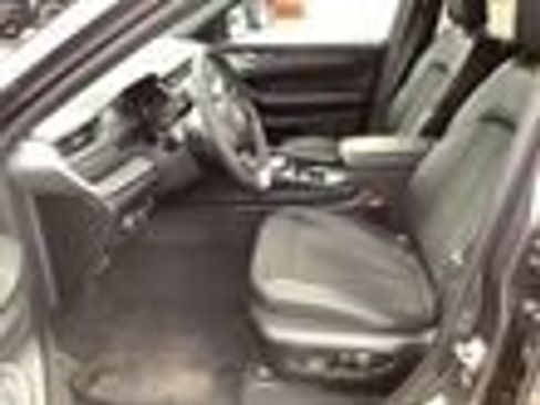 New 2025 Jeep Grand Cherokee Laredo image 6