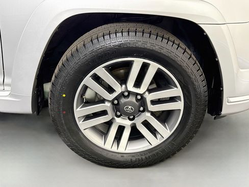 Used 2022 Toyota 4Runner TRD Sport RWD image 32