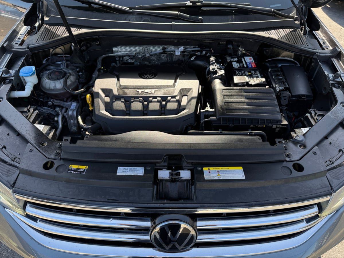 Used 2022 Volkswagen Tiguan SE FWD image 18