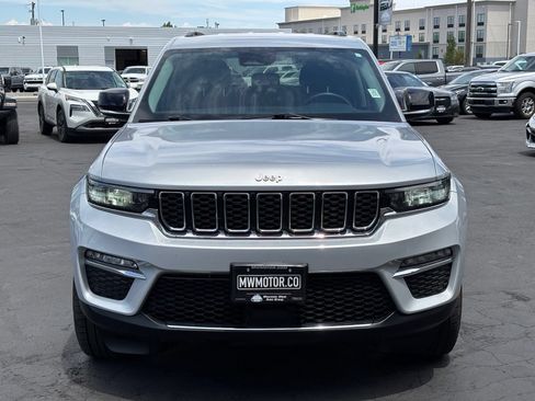 Used 2022 Jeep Grand Cherokee Limited AWD/4WD image 2