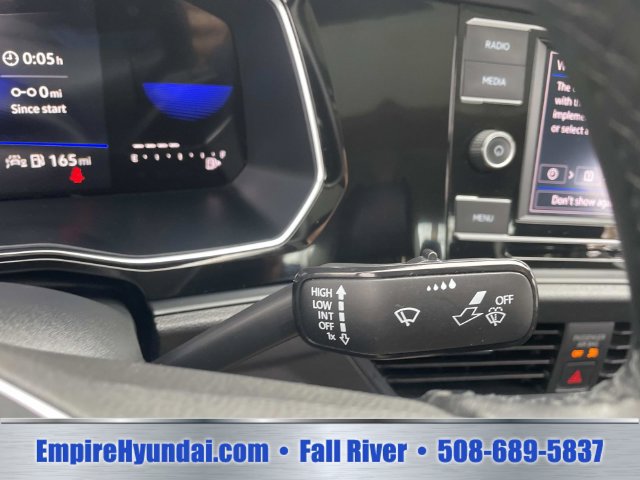 Used 2024 Volkswagen Jetta SE FWD image 35