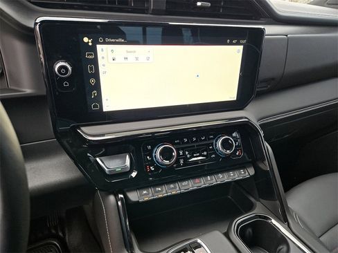 Used 2024 GMC Sierra 1500 AT4X image 17