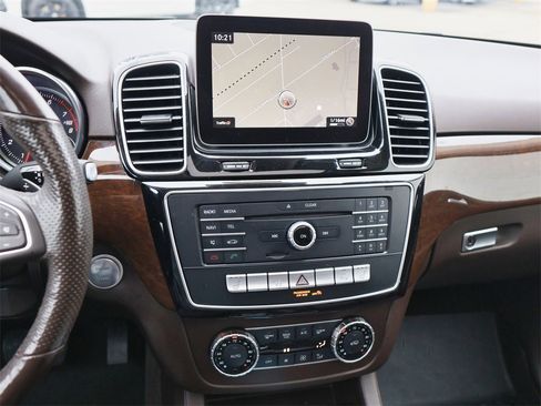 Used 2018 Mercedes-Benz GLE 350 4MATIC image 20