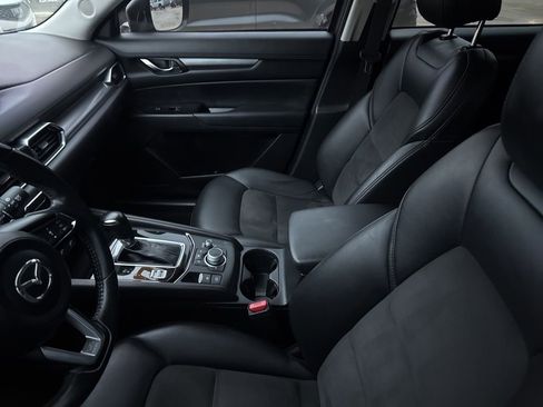 Used 2020 MAZDA CX-5 Touring image 11