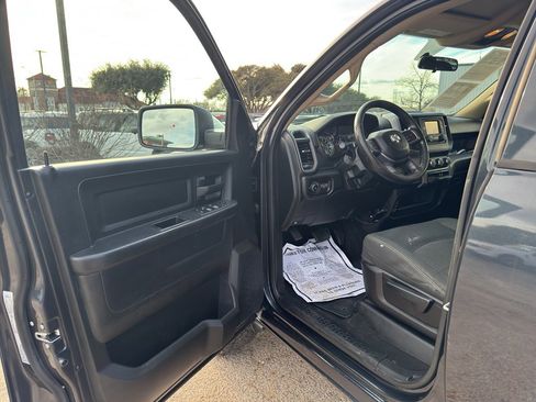 Used 2020 RAM 2500 Tradesman image 9