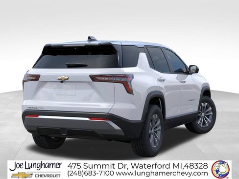 New 2026 Chevrolet Equinox LT w/ Convenience Package II AWD/4WD image 4