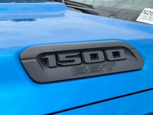 Used 2025 RAM 1500 Big Horn RWD image 12