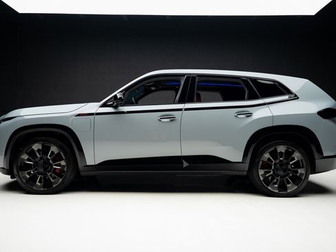 Used 2024 BMW XM Label Red image 17