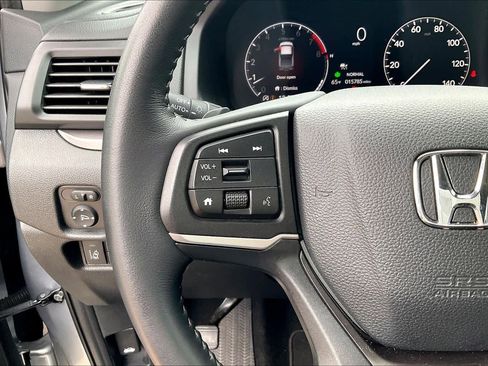 Used 2025 Honda Ridgeline RTL image 23