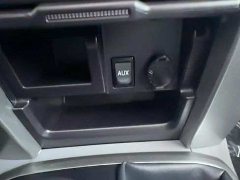 Used 2011 Toyota 4Runner SR5 image 11