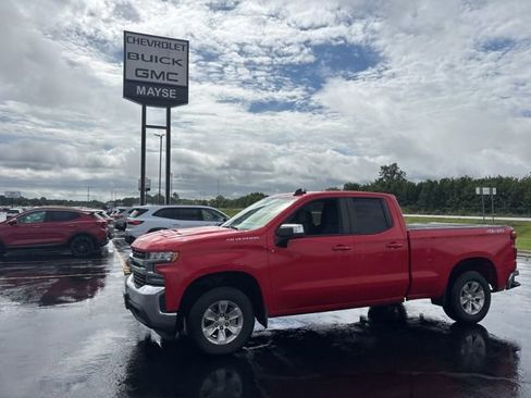 Used 2019 Chevrolet Silverado 1500 LT w/ All-Star Edition AWD/4WD image 3