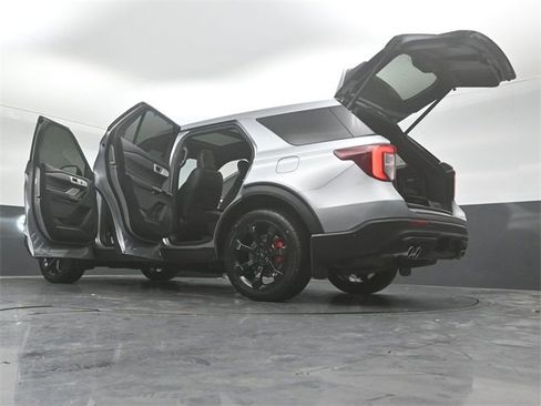 Certified 2021 Ford Explorer ST w/ ST Street Pack image 47