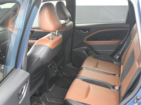 Used 2025 Subaru Forester Touring AWD/4WD image 13