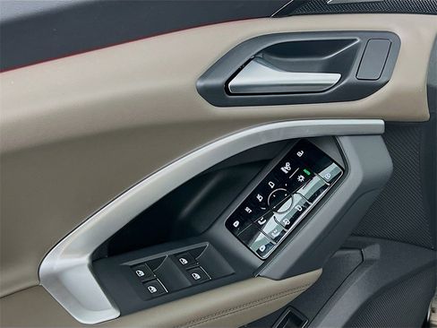 New 2025 Audi Q5 Premium Plus image 18