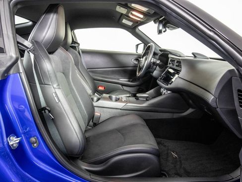 Used 2024 Nissan Z Performance w/ Floor Mat Package RWD image 10