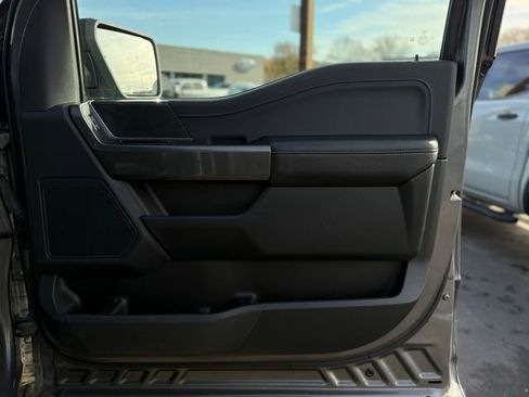 Certified 2022 Ford F150 XLT w/ Equipment Group 302A High image 17