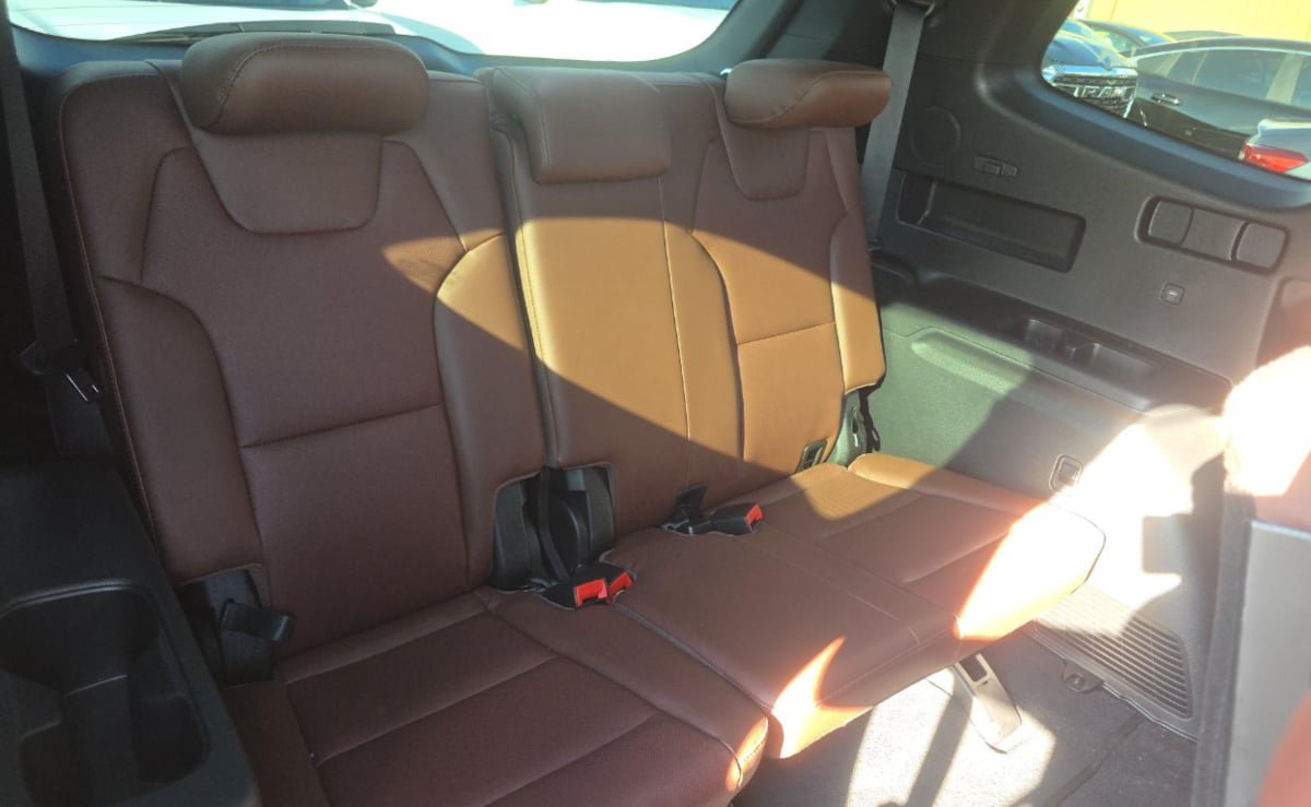 Used 2025 Kia Telluride SX FWD image 10