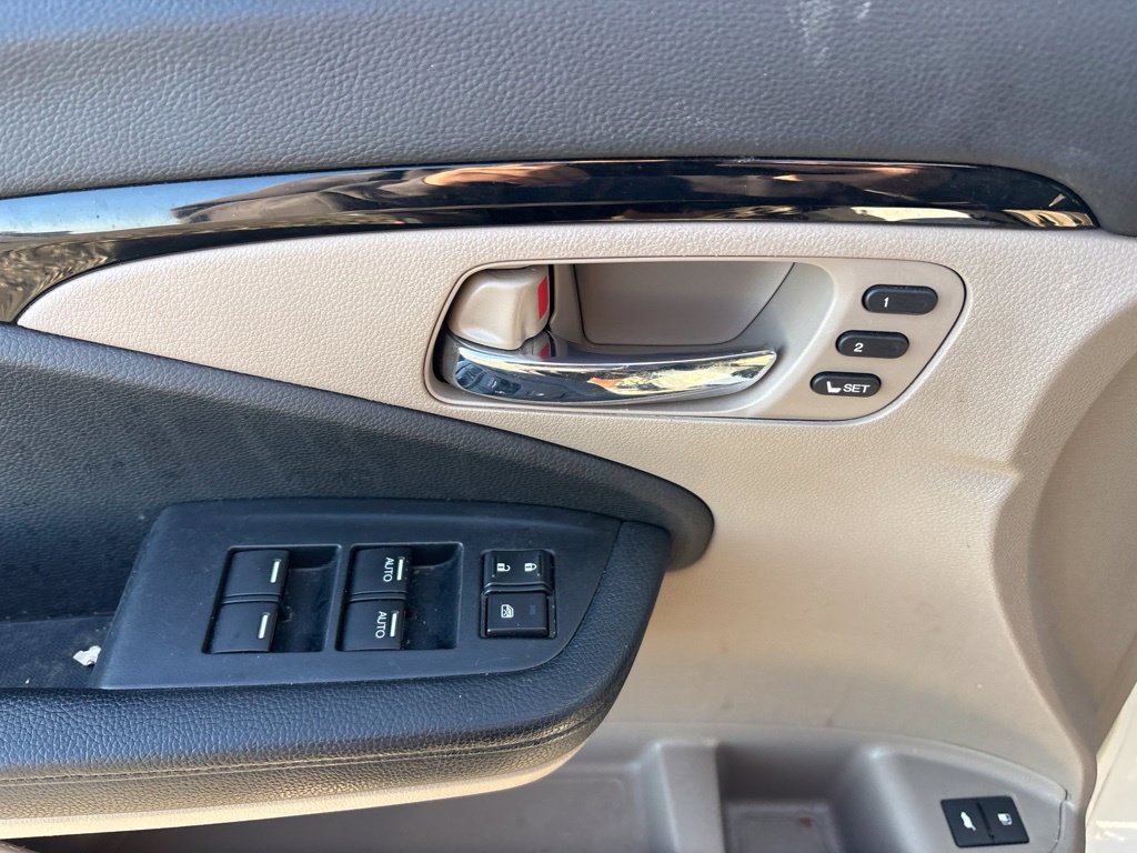 Used 2022 Honda Pilot Touring image 19