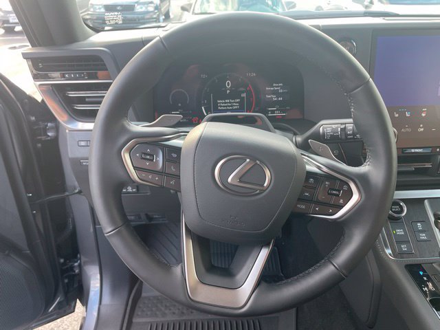 Used 2026 Lexus GX 550 w/ Cold Area Package AWD/4WD image 10