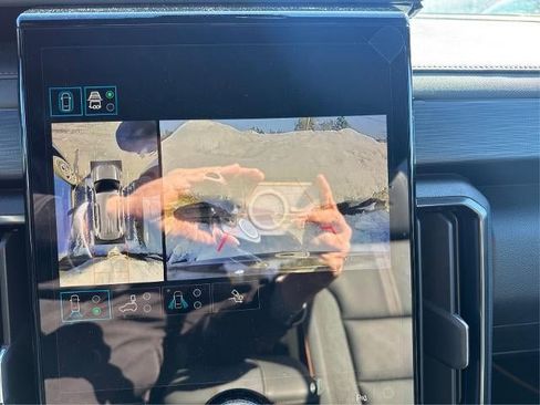 New 2026 GMC Acadia AT4 w/ Luxury Package image 14