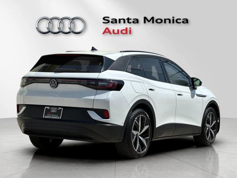 Used 2023 Volkswagen ID.4 Pro S image 2