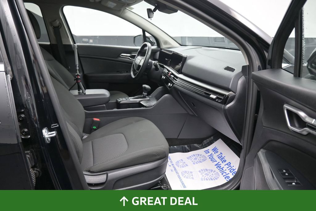 Used 2026 Kia Sportage LX FWD image 22
