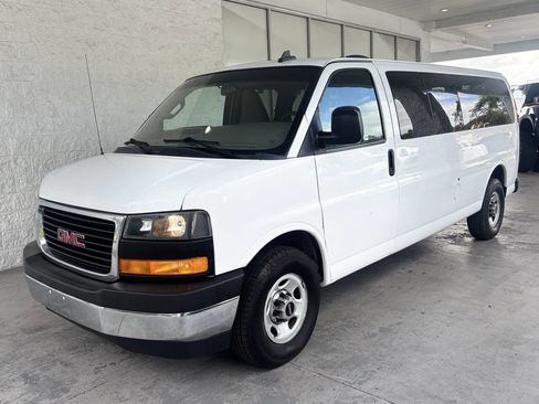 Used 2018 GMC Savana 3500 LT w/ LT Preferred Equipment Group image 27
