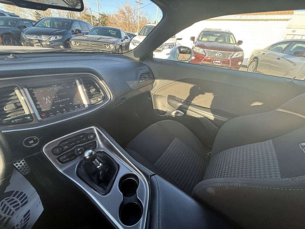 Used 2021 Dodge Challenger R/T Scat Pack RWD image 20