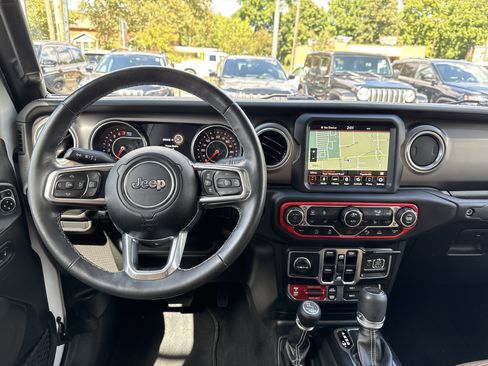 Used 2020 Jeep Gladiator Rubicon image 14