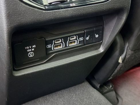 Used 2022 Jeep Grand Cherokee Overland image 34