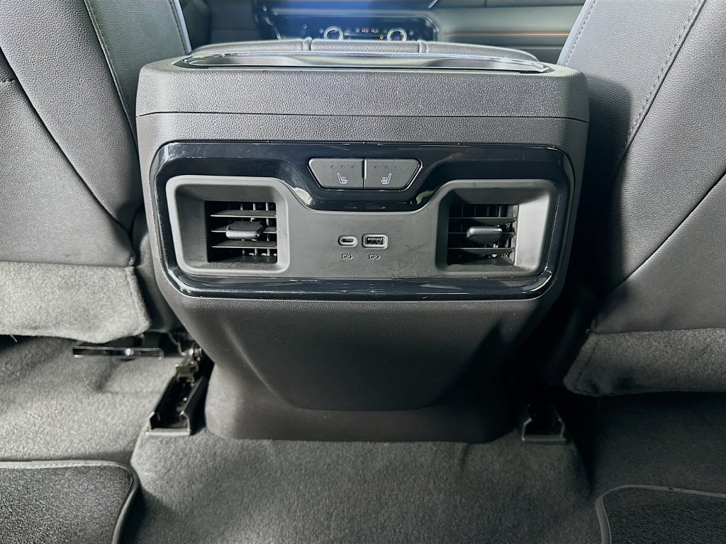 Used 2024 GMC Sierra 1500 AT4 w/ Technology Package AWD/4WD image 26