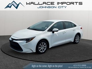 Used 2021 Toyota Corolla LE FWD video 2