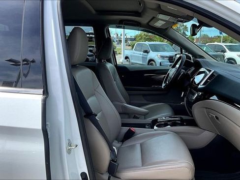 Used 2020 Honda Ridgeline RTL-E image 28