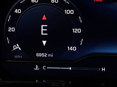 Used 2025 Chevrolet Silverado 2500 ZR2 image 38