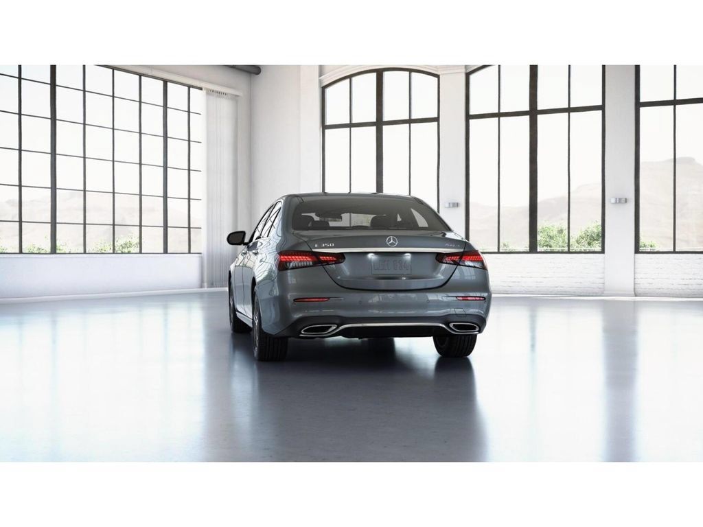 Used 2023 Mercedes-Benz E 350 4MATIC Sedan image 27