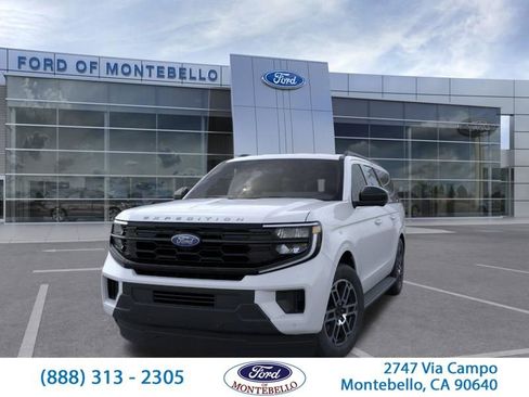 New 2026 Ford Expedition Max Active RWD image 4