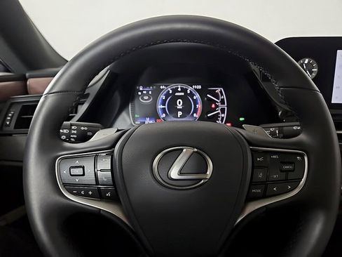 Used 2025 Lexus ES 350 350 w/ Premium Package image 21