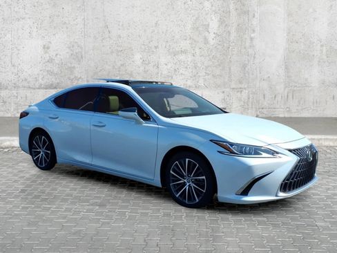 Used 2023 Lexus ES 350 w/ Accessory Package (Z1) FWD image 2