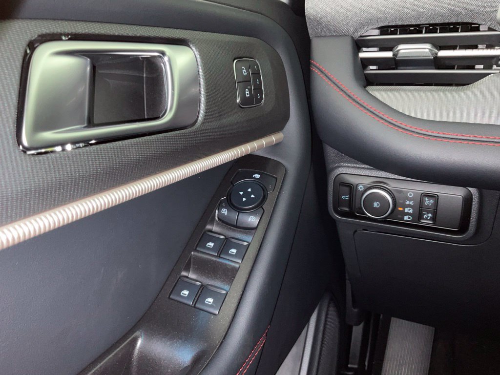 New 2027 Ford Explorer ST-Line w/ Premium Package RWD image 21