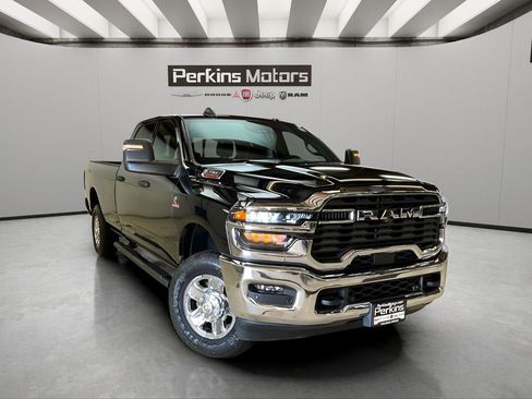 New 2026 RAM 2500 Tradesman AWD/4WD image 5
