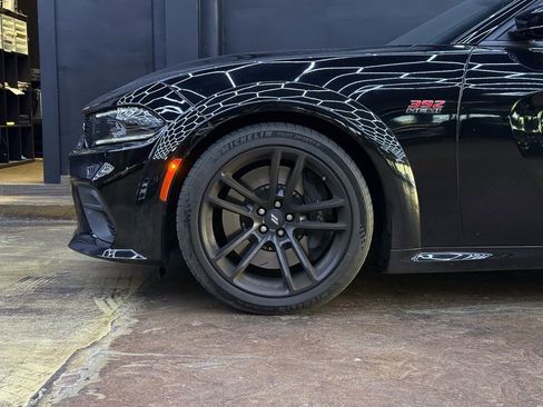 Used 2022 Dodge Charger Scat Pack RWD image 4