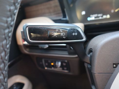 Used 2021 Lincoln Corsair Reserve w/ Equipment Group 201A image 16