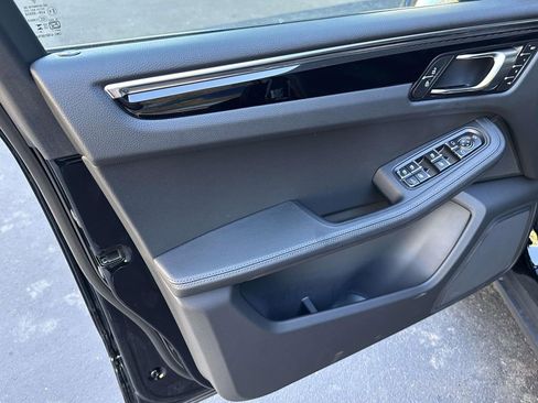 New 2026 Porsche Macan AWD/4WD image 16