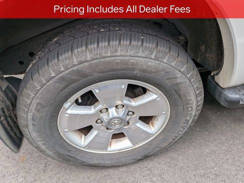 Used 2008 Toyota 4Runner SR5 RWD image 8