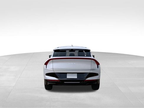 New 2025 Kia EV6 Wind image 5