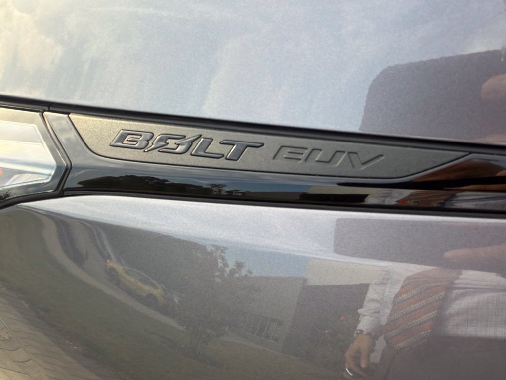 Used 2023 Chevrolet Bolt EUV LT w/ Driver Confidence Package FWD image 46