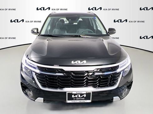 New 2026 Kia Seltos S FWD image 2