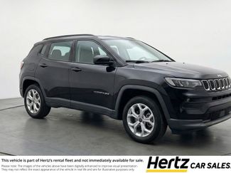 Used 2025 Jeep Compass Latitude video 1