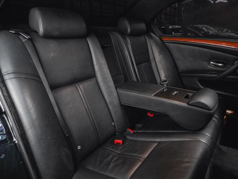 Used 2008 BMW M5 RWD image 42